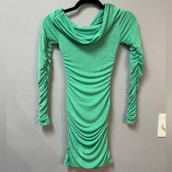 SER.O.YA Green Strapless Dress - Picture 11 of 14